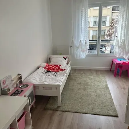 Ouen Sur Seine Saint-Ouen (Seine-Saint-Denis)